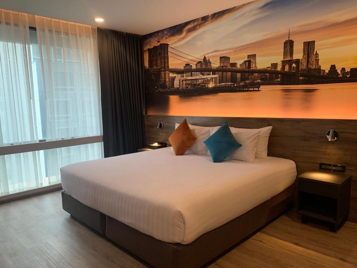 Manhattan Hotel Μπανγκόκ Εξωτερικό φωτογραφία