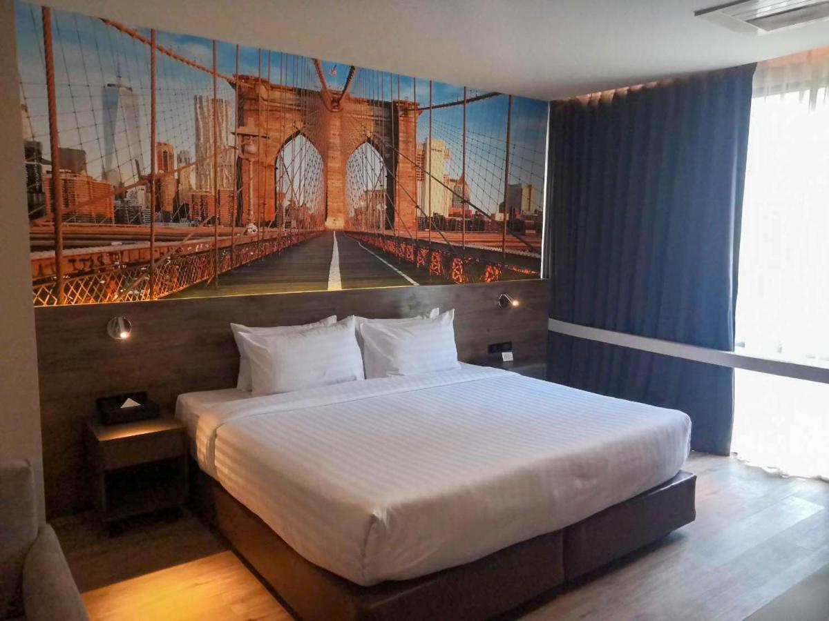 Manhattan Hotel Μπανγκόκ Εξωτερικό φωτογραφία