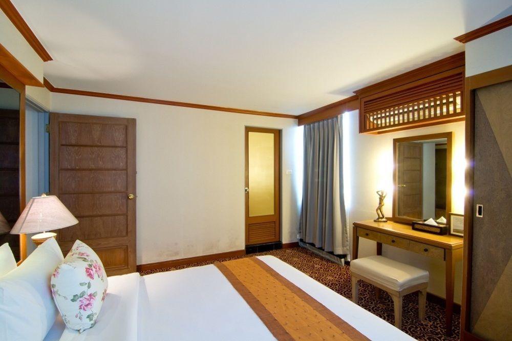 Manhattan Hotel Μπανγκόκ Εξωτερικό φωτογραφία